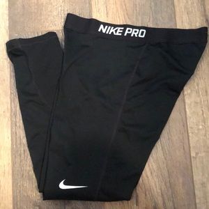 Nike Cropped Leggings